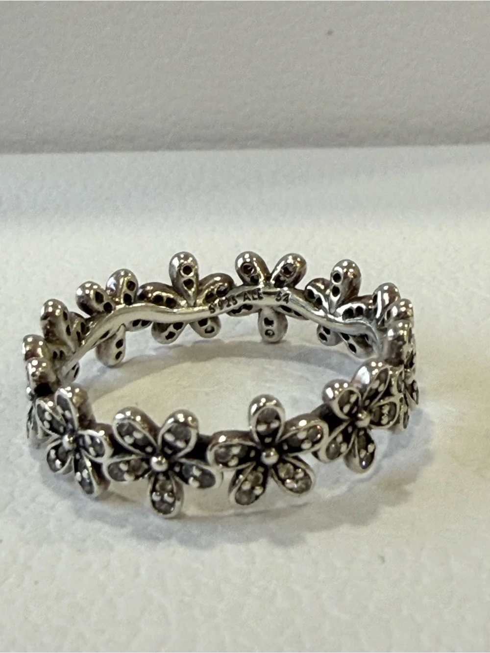 AUTHENTIC Pandora Silver Daisy Flower Ring - Silver